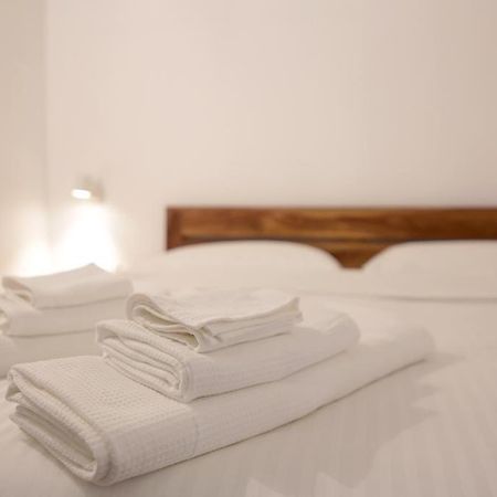 Antica Residenza Fusco Hotel เนเปิลส์ ภายนอก รูปภาพ