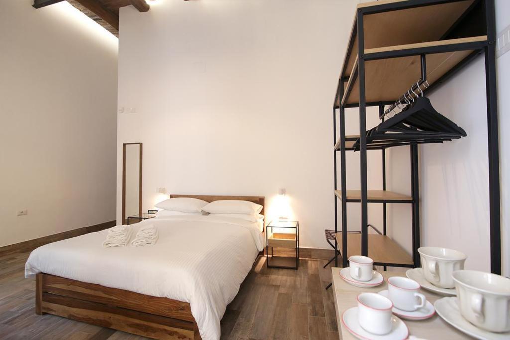 Antica Residenza Fusco Hotel เนเปิลส์ ภายนอก รูปภาพ